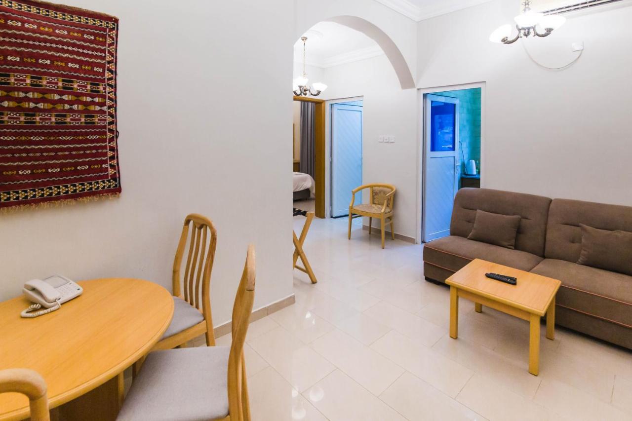 Esra Hotel Apartment Khasab Exterior photo